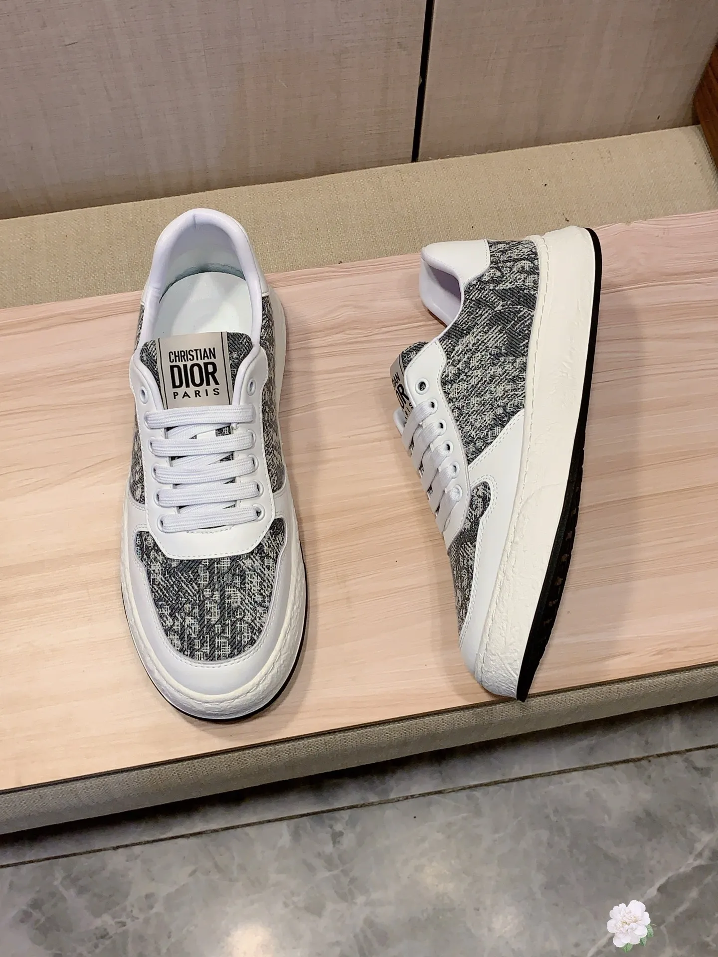 Men's men's shoes💰420💰💰🎩🎩[Lightning][Lightning] "Dior DIOR*" The latest • popular casual shoes, top brand [seduce] luxury ~ purchasing agency, top ~ quality. [Strong] The upper is made of imported breathable cowhide with fabric material ➕ Breathable sheepskin feet (•) and fine workmanship. The original stylish and stylish soft rubber wear-resistant and non-slip outsole is light and comfortable on the feet. The real thing looks better in real photos. No. 122: code: 38-44, 2️⃣ colors selected